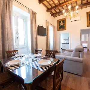  Appartamento The Best Rent - Beautiful With Terrace Near Colosseo