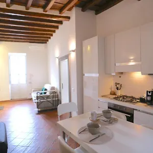  Appartamento Benedetta 22 - Trastevere